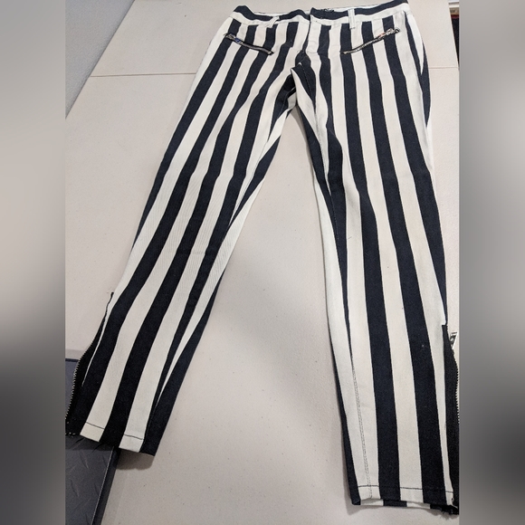 Current Mood Denim - Women's Plaid Black White Jeans Beetlejuice Movie Y2K Trendy Size Medium